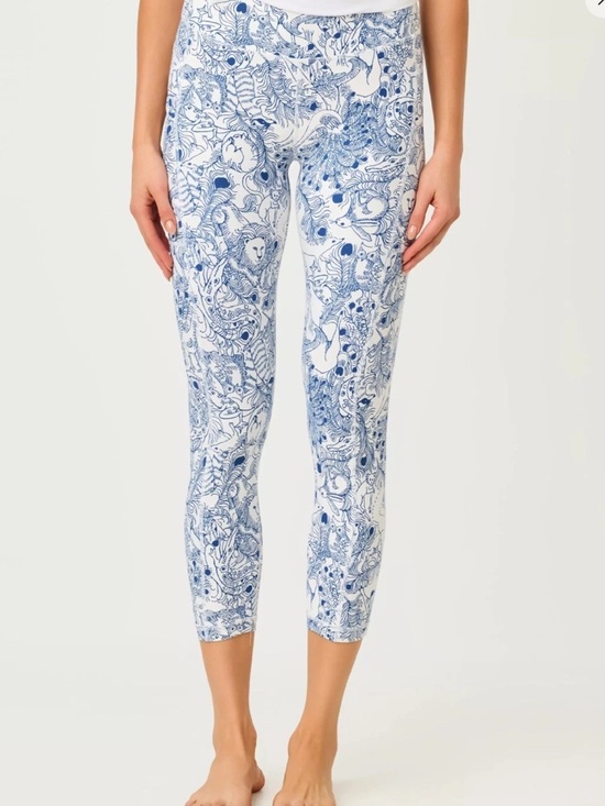 Lilly Pulitzer Pants - Lilly Pulitzer Luxletic Weekender Leggings Starlight Navy Zoology Medium